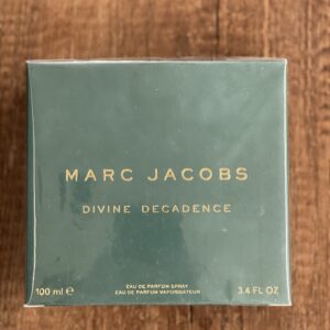 Decadence Marc Jacobs للنساء (High Coby)