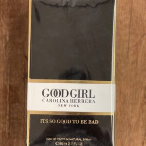 Good Girl Légère Carolina Herrera للنساء(Miror with box)