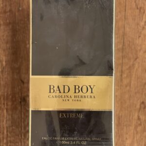 Bad Boy Extreme Carolina Herrera للرجال(Miror with box)